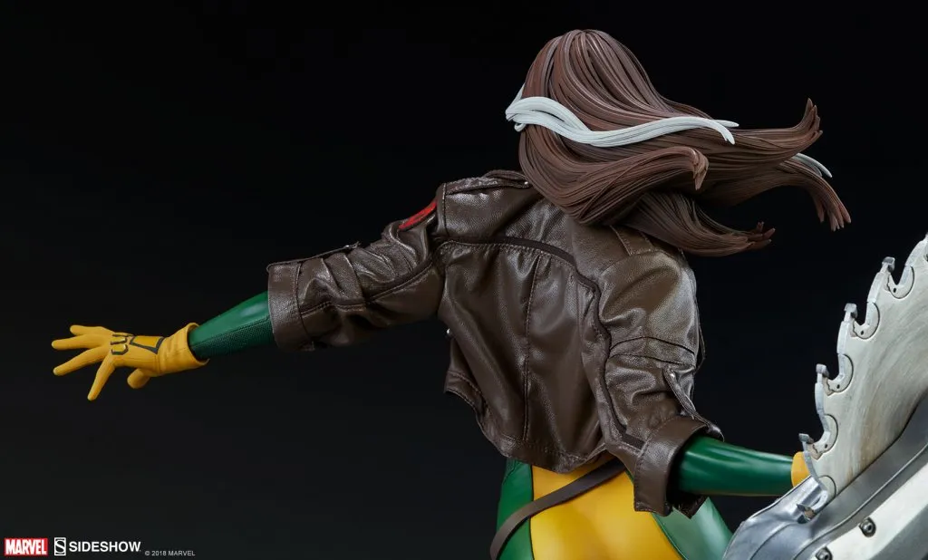 Sideshow-Rogue-Statue-012.jpg Sideshow-Rogue-Statue-012.jpg