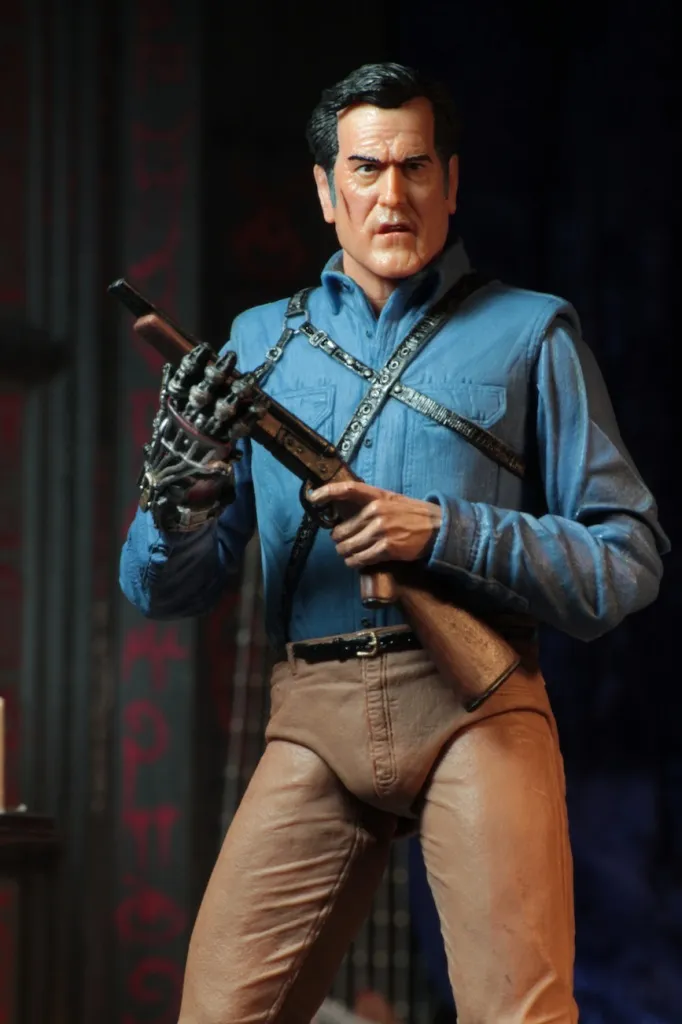 Ash-vs-Evil-Dead-Ultimate-Hero-Ash-009.jpg