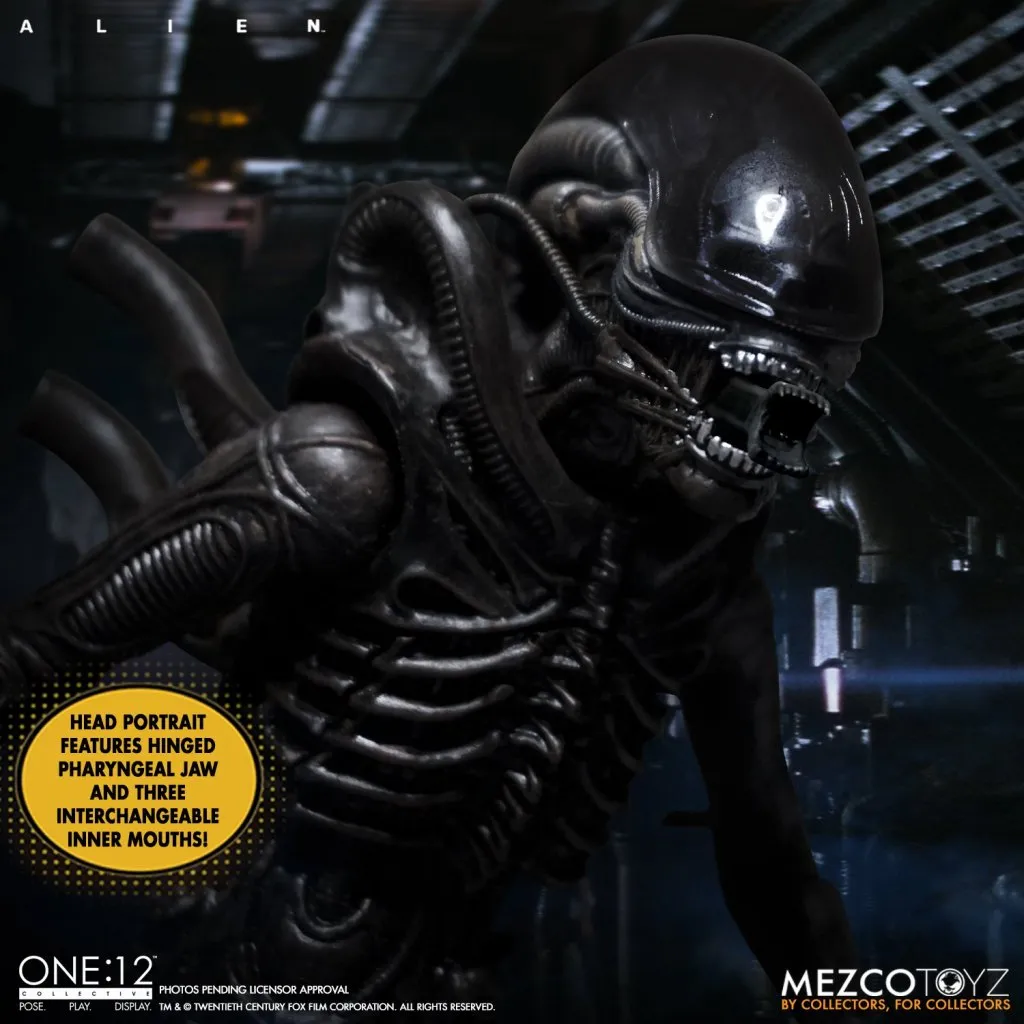 Фигурка Чужой — Mezco Alien One 12 Collective 7.jpeg