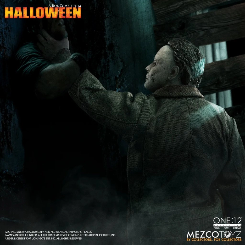 купить Фигурка Halloween 2007 — Mezco Michael Myers One:12 Collective 5.jpg
