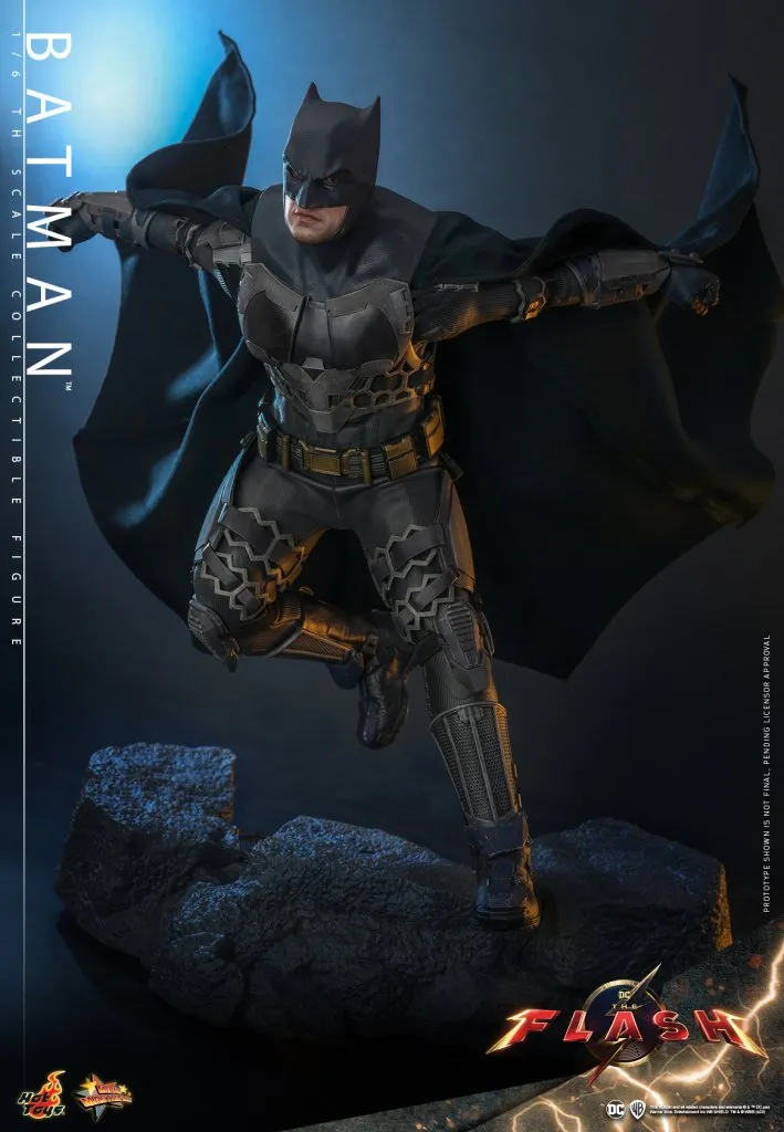 купить Фигурка Hot Toys MMS703 The Flash – Batman 1:6 Scale Collectible Figures 6.jpeg