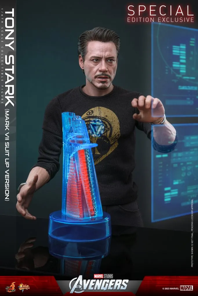 купить Фигурка The Avengers – Hot Toys Tony Stark Suit Up Iron Man Mark VII Version 5.jpeg