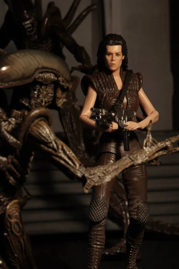 Aliens-Series-14-NECA-008.jpg Aliens-Series-14-NECA-008.jpg
