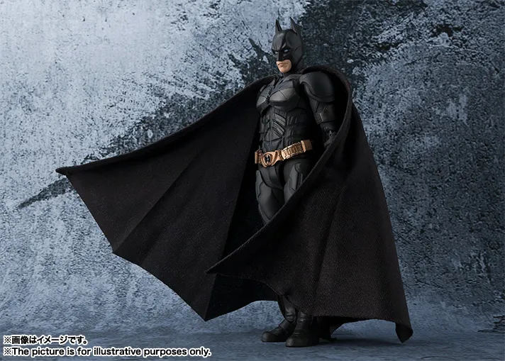 Dark-Knight-SH-Figuarts-Batman-006.jpg Dark-Knight-SH-Figuarts-Batman-006.jpg
