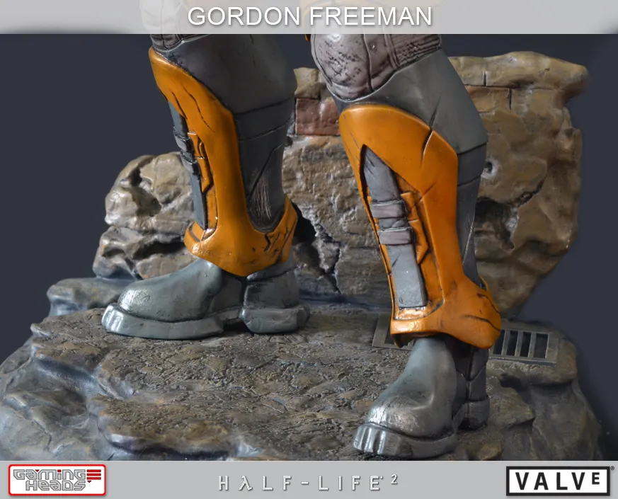 Статуя Гордон Фримен — Gaming Heads Half-Life 2 Quarter Scale Gordon Freeman (4).jpg