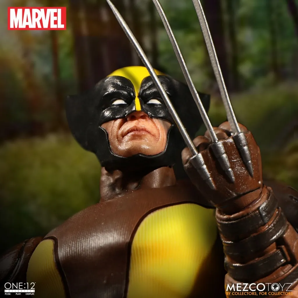 MezcoOne12-Collective-Wolverine-002.jpg