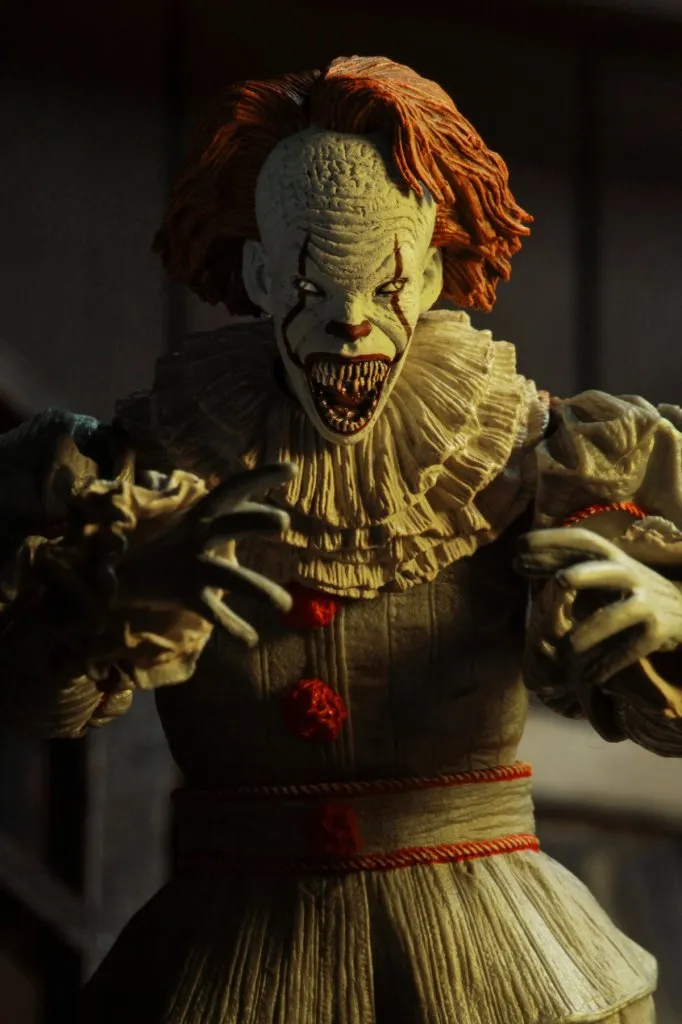 NECA-Well-House-Pennywise-003.jpg NECA-Well-House-Pennywise-003.jpg