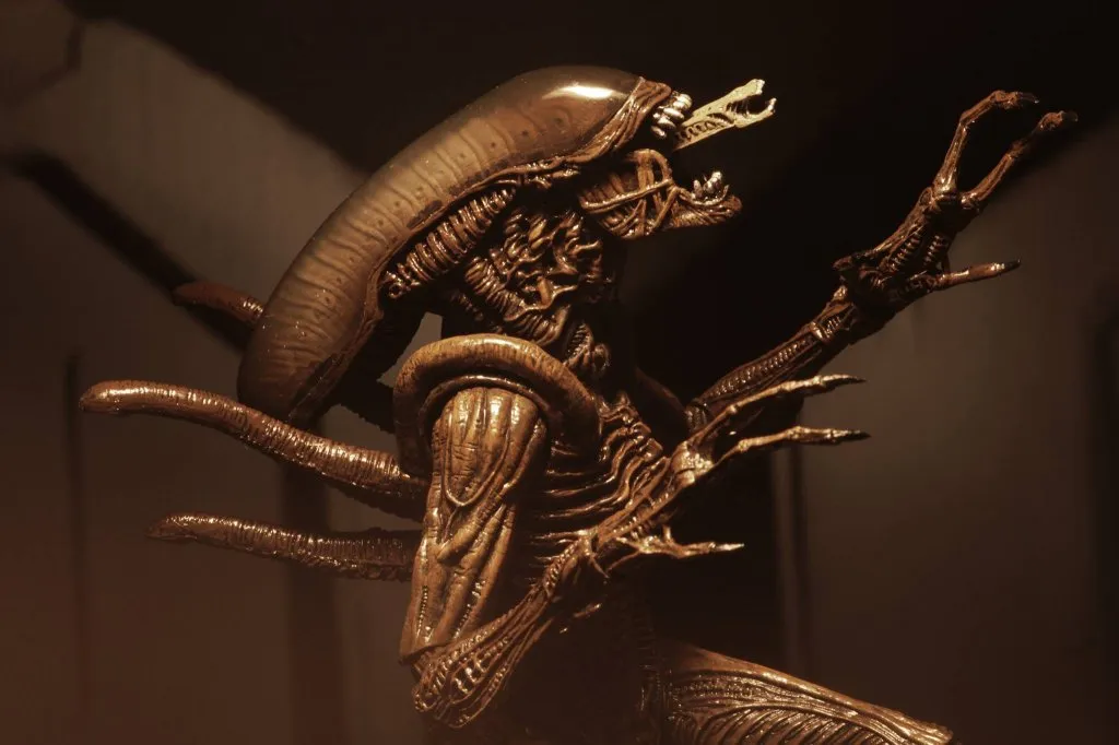 Aliens-Series-14-NECA-017.jpg Aliens-Series-14-NECA-017.jpg