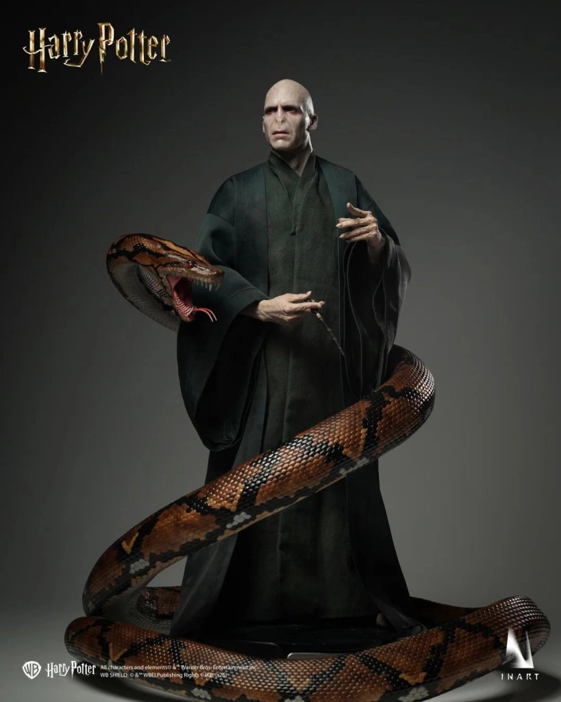 inart-harry-potter-and-the-deathly-hallows-voldemort-1-6-v0-ymlqplf3ffsh1.jpg