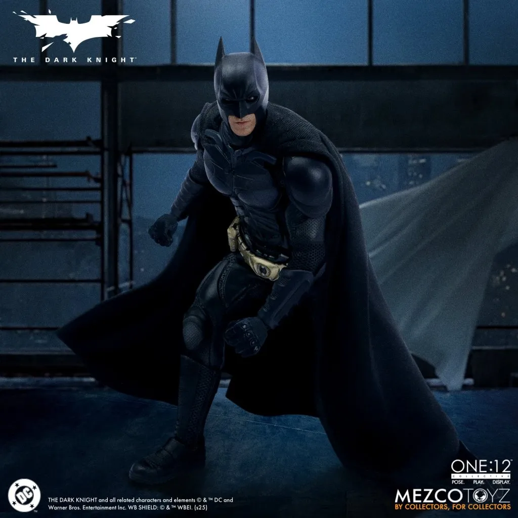 купить Фигурка Dark Knight Batman — Mezco One 12 Collective 6.jpg