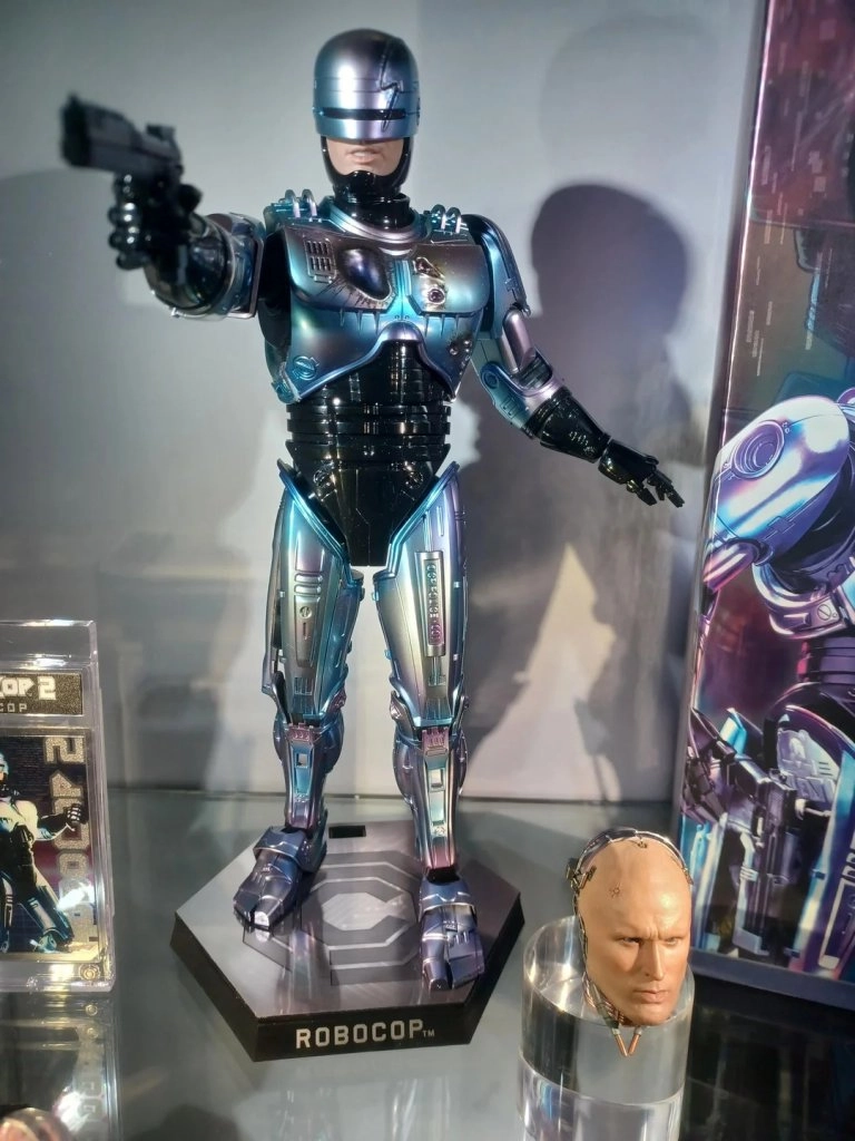 купить Фигурка Робокоп 2 — Hot Toys MMS827D74 Robocop 2 1:6 3.jpg купить Фигурка Робокоп 2 — Hot Toys MMS827D74 Robocop 2 1:6 3.jpg