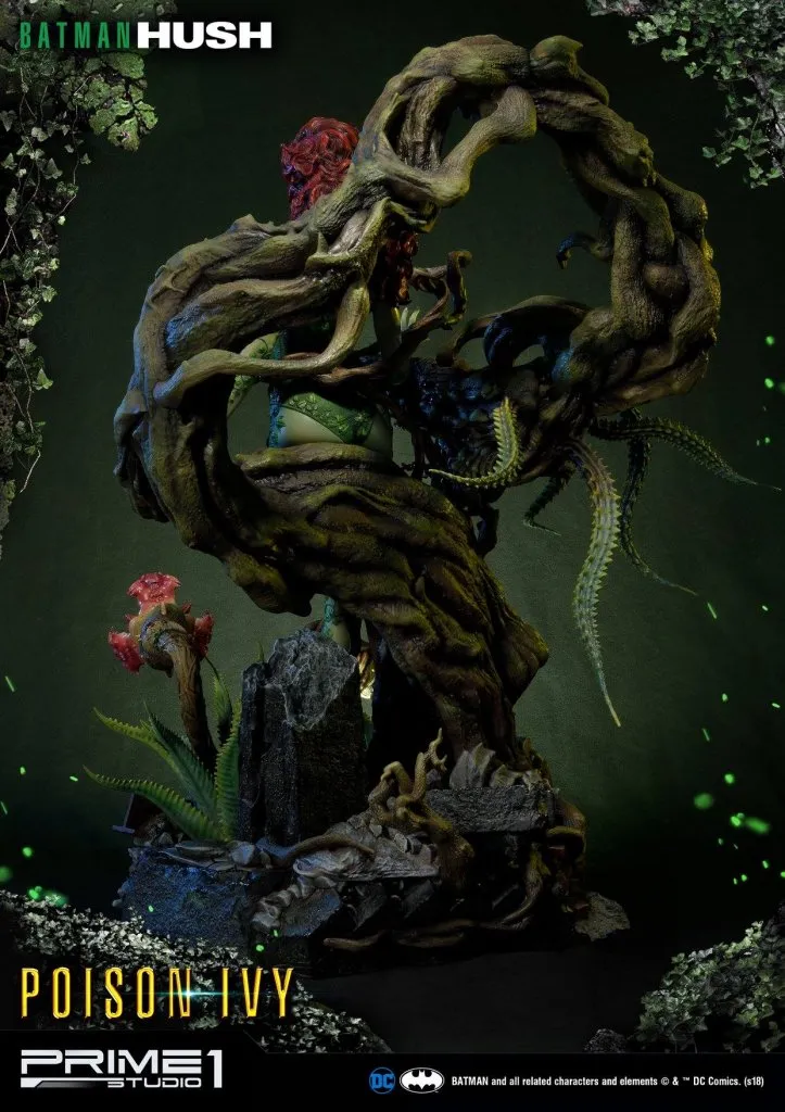 Prime-1-Hush-Poison-Ivy-Statue-007.jpg