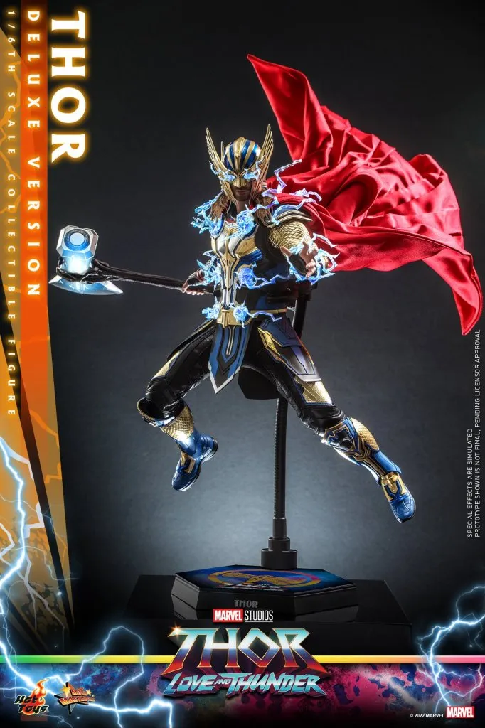 Фигурка Тор — Hot Toys Love and Thunder MMS656 1:6 Thor 2.jpeg