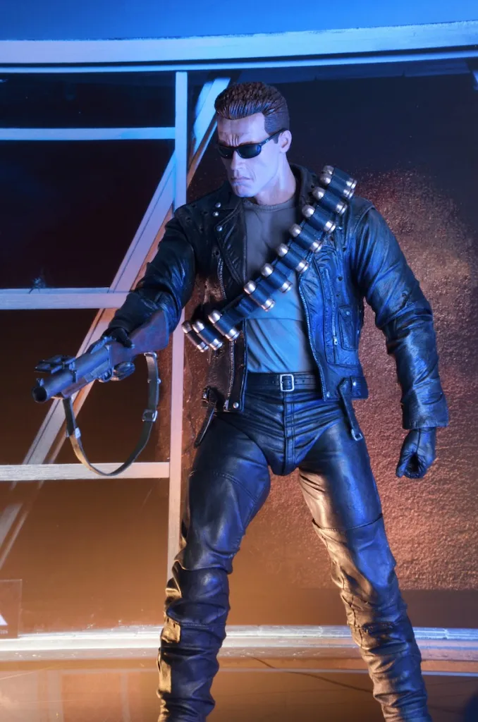 Quarter-Scale-T2-Terminator-NECA-008.jpg