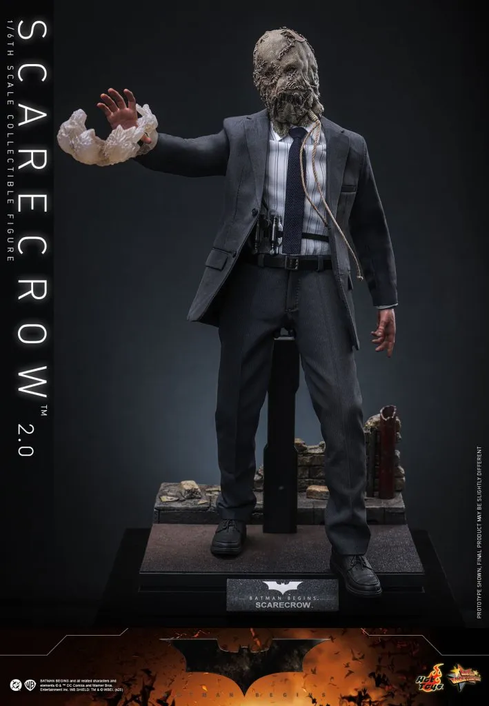 купить Фигурка Hot Toys Batman Begins –  Scarecrow (2.0) 1:6 Scale Figure 6.jpg