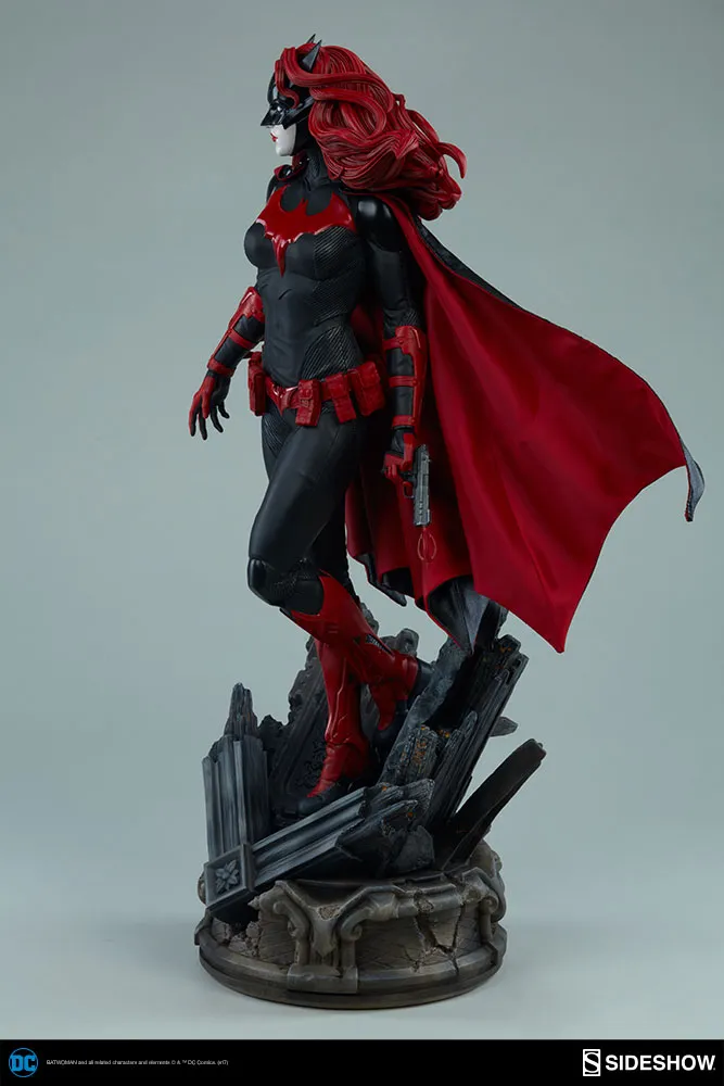 Sideshow-Batwoman-Premium-Format-Figure-009.jpg Sideshow-Batwoman-Premium-Format-Figure-009.jpg