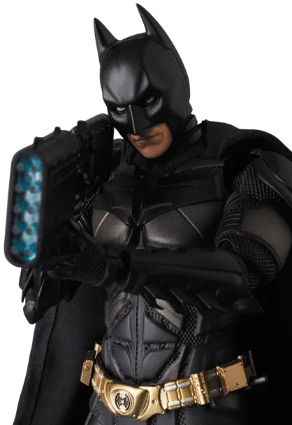 MAFEX-Batman-V3-Dark-Knight-Rises-009.jpg