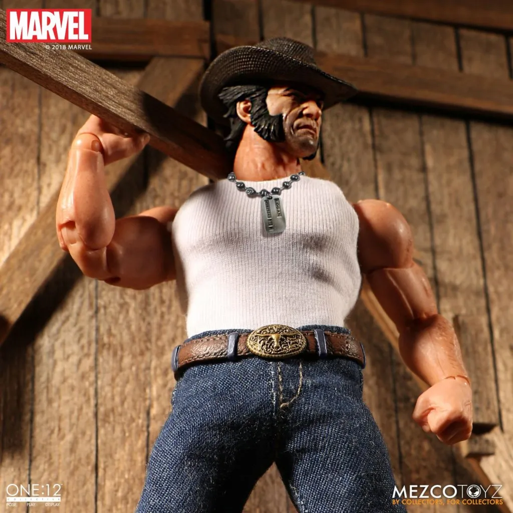Mezco-Logan-One12-Collective-010.jpg