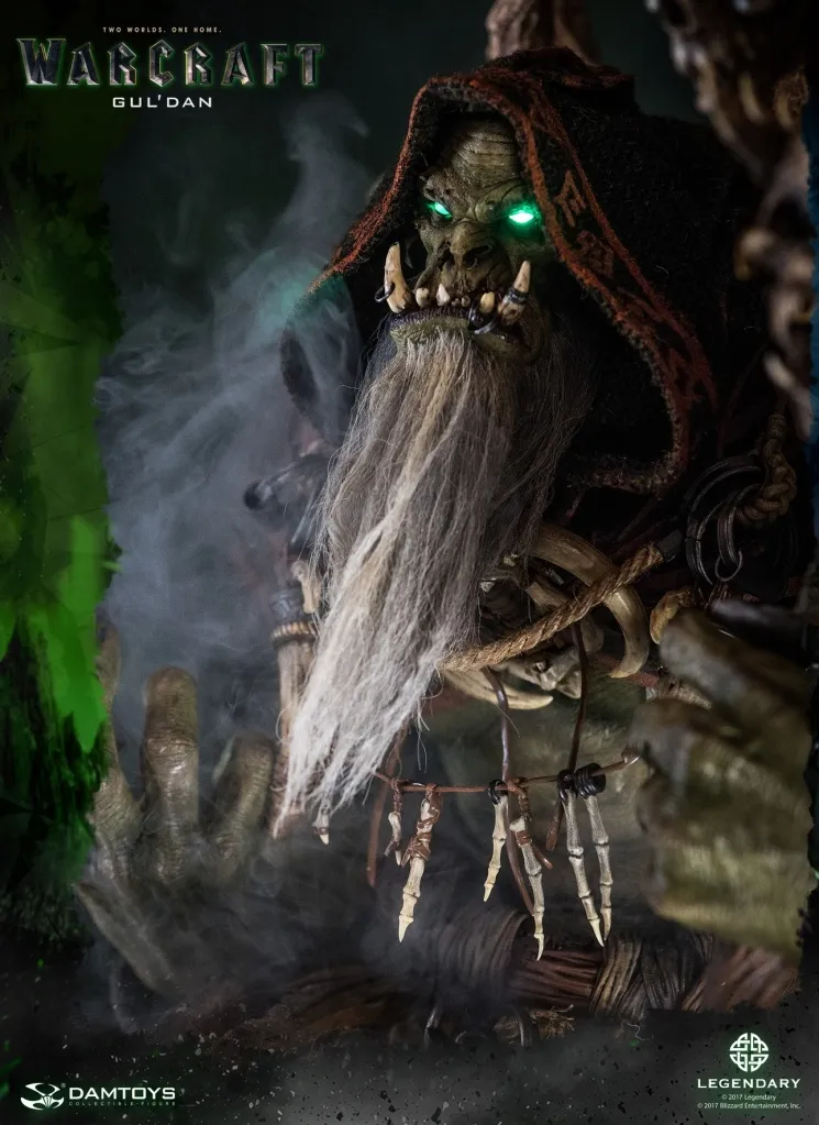 Damtoys-Warcraft-GulDan-Statue-009.jpg