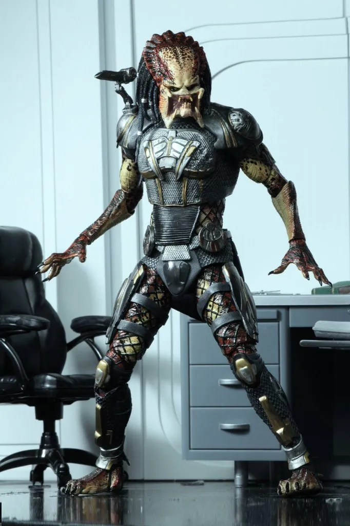 NECA-Fugitive-Predator-009.jpg NECA-Fugitive-Predator-009.jpg