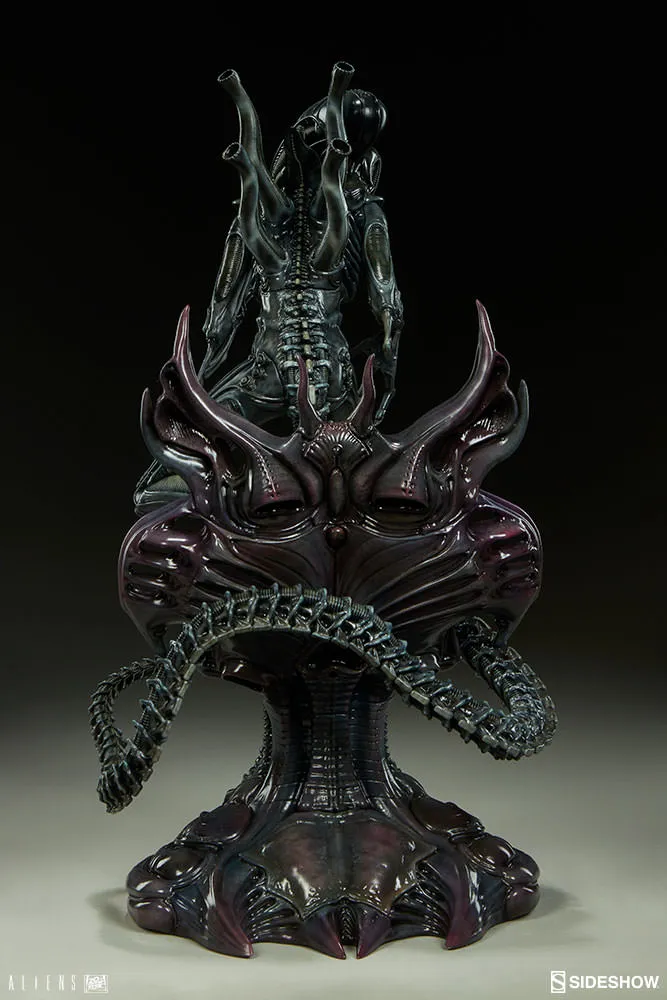 Sideshow-Alien-Warrior-Statue-008.jpg