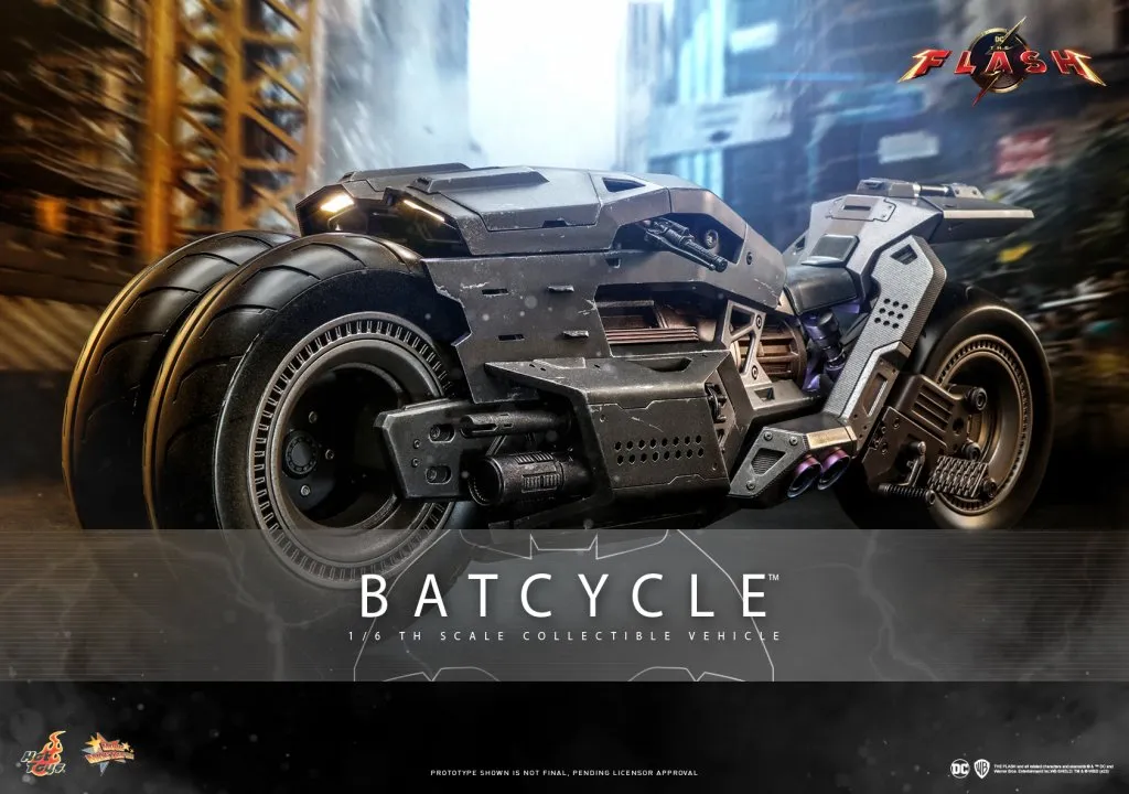 купить Фигурка Hot Toys MMS704 The Flash – Batcycle 1:6 Scale Collectible Figure 1.jpeg