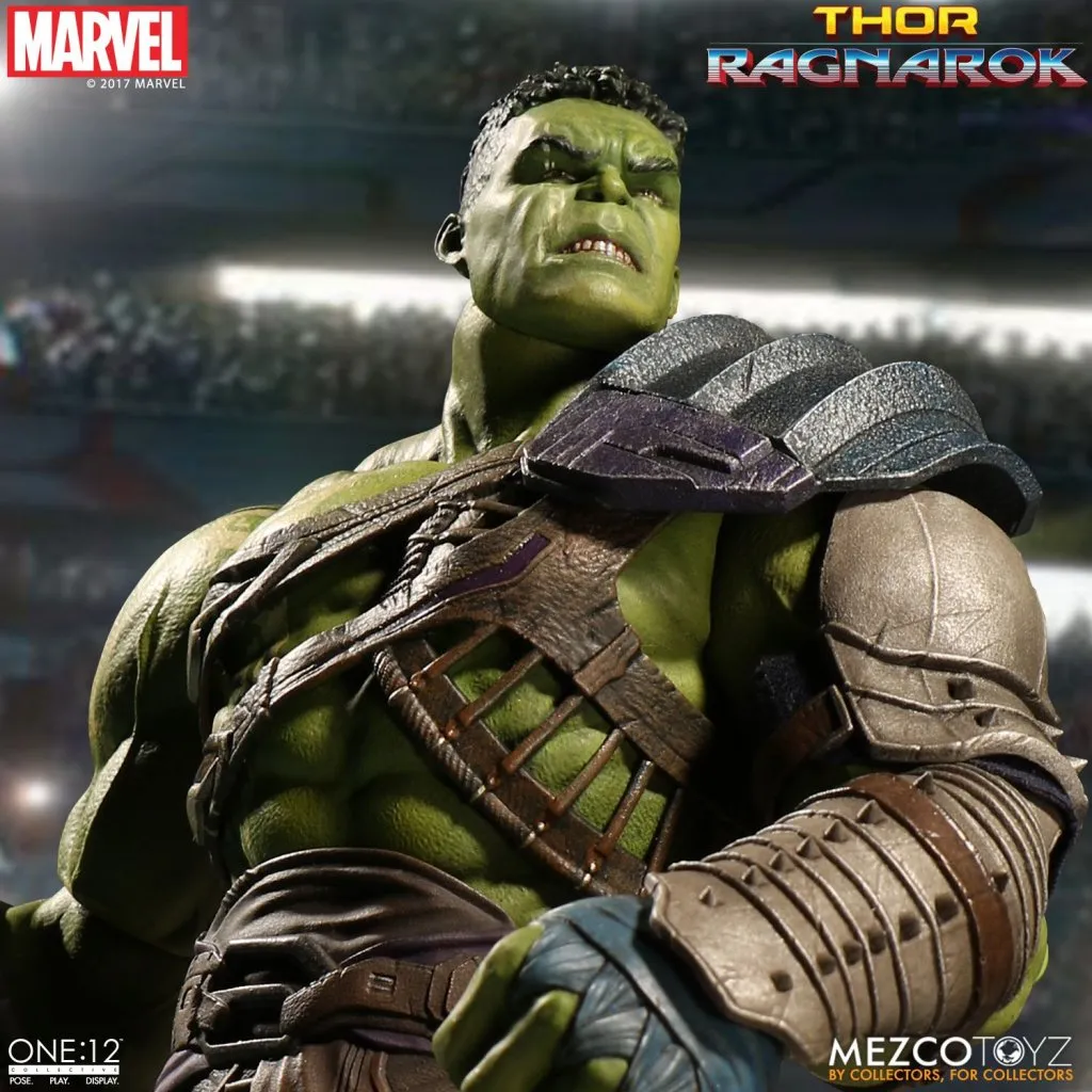 Mezco-Gladiator-Hulk-004.jpg