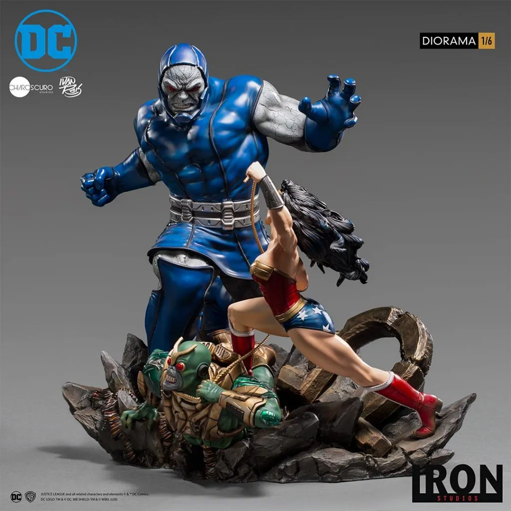 Купить Iron Studios DC Comics – Wonder Woman vs Darkseid Scale Diorama Statue (6).jpg