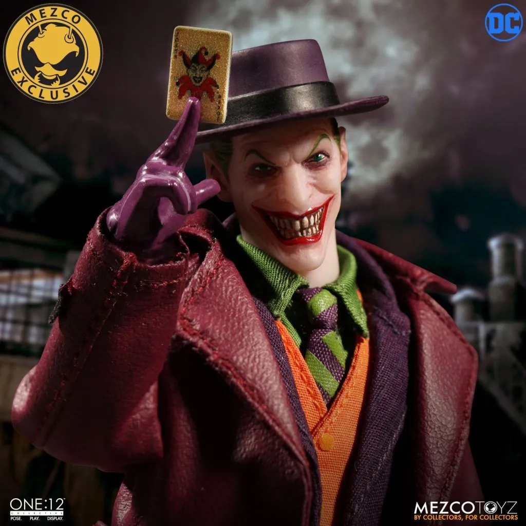 Mezco-Exclusive-DLX-Joker-003.jpg