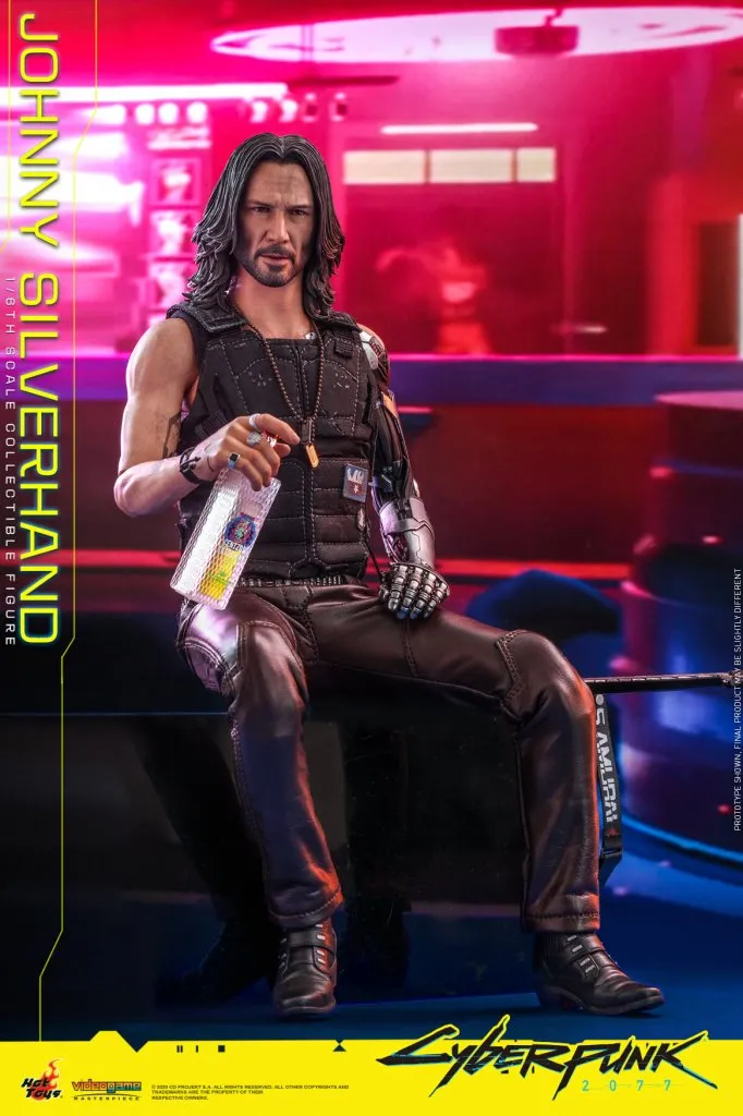 Купить фигурка Hot Toys VGM47 Cyberpunk 2077 Johnny Silverhand 16 Figure (2).jpg