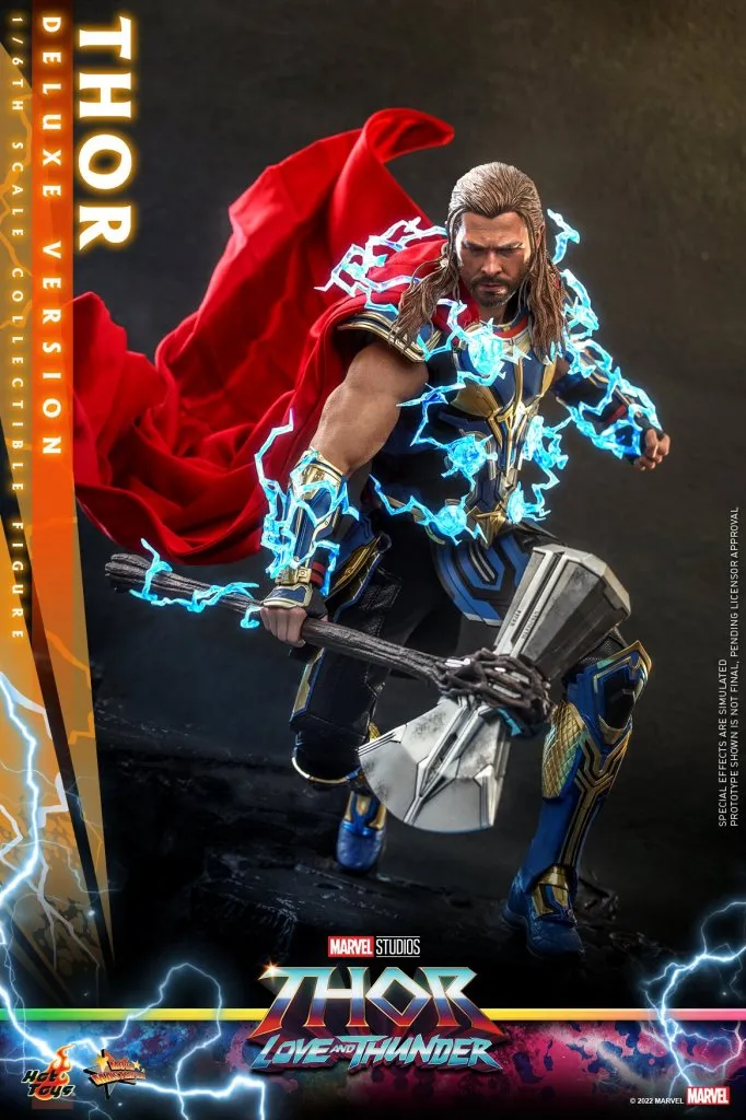 Фигурка Тор — Hot Toys Love and Thunder MMS656 1:6 Thor 11.jpeg