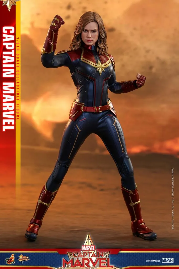 Hot-Toys-Captain-Marvel-Figure-002.jpg Hot-Toys-Captain-Marvel-Figure-002.jpg