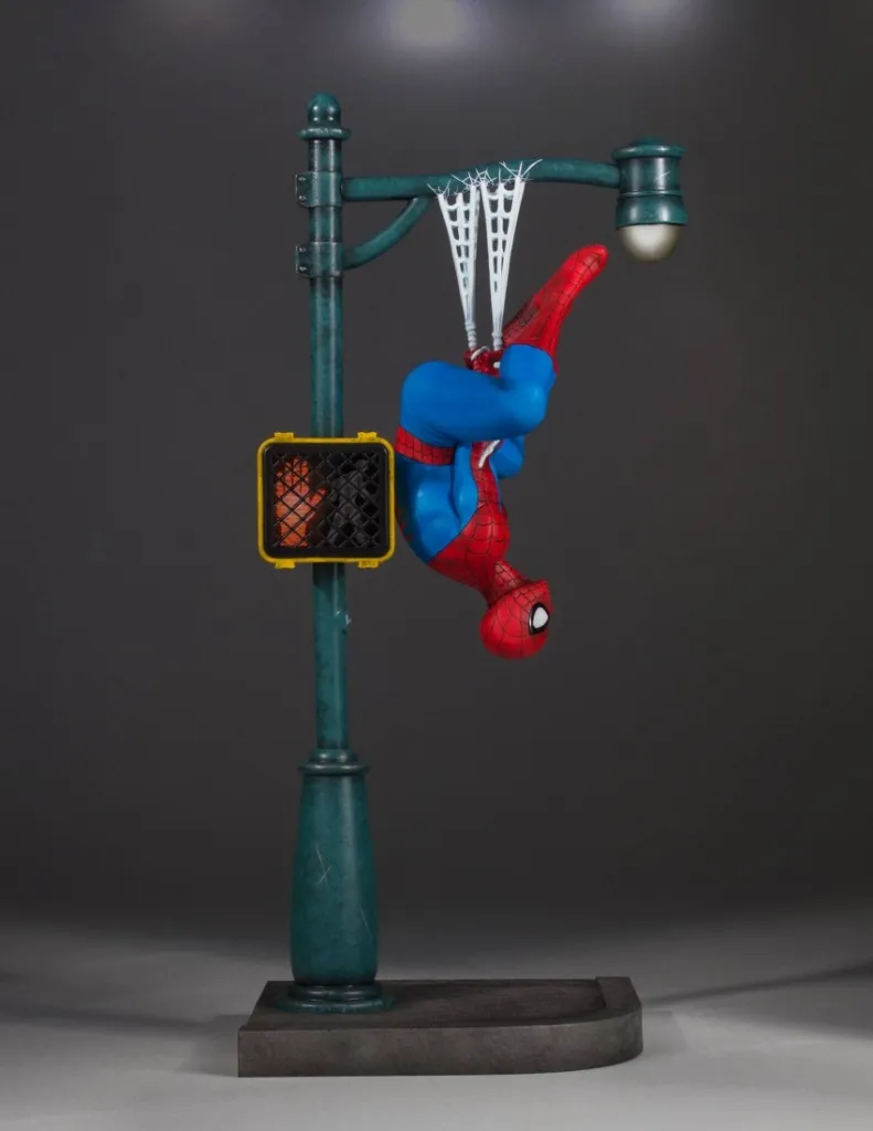Gentle-Giant-Spider-Man-Statue-008.jpg