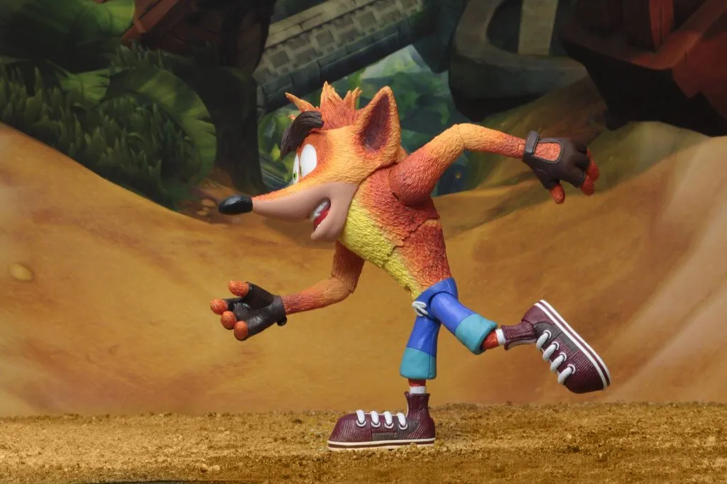 NECA-Crash-Bandicoot-Figure-005.jpg NECA-Crash-Bandicoot-Figure-005.jpg