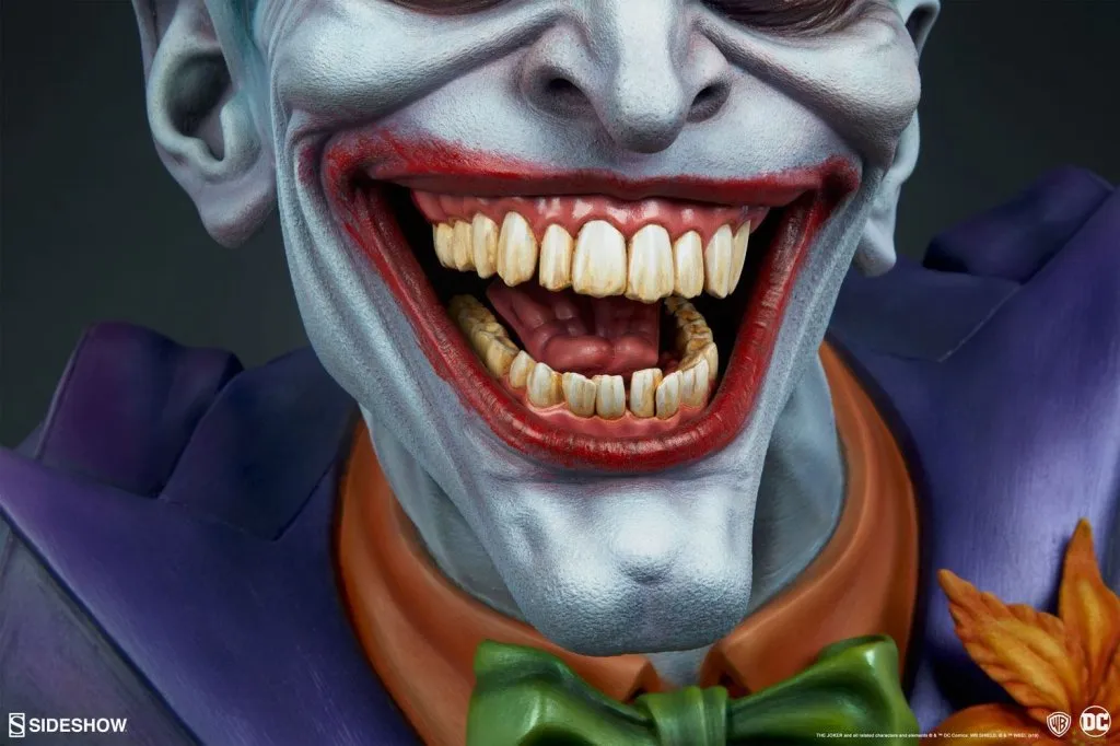 Бюст Джокер — Sideshow DC Comics Bust The Joker (10).jpg