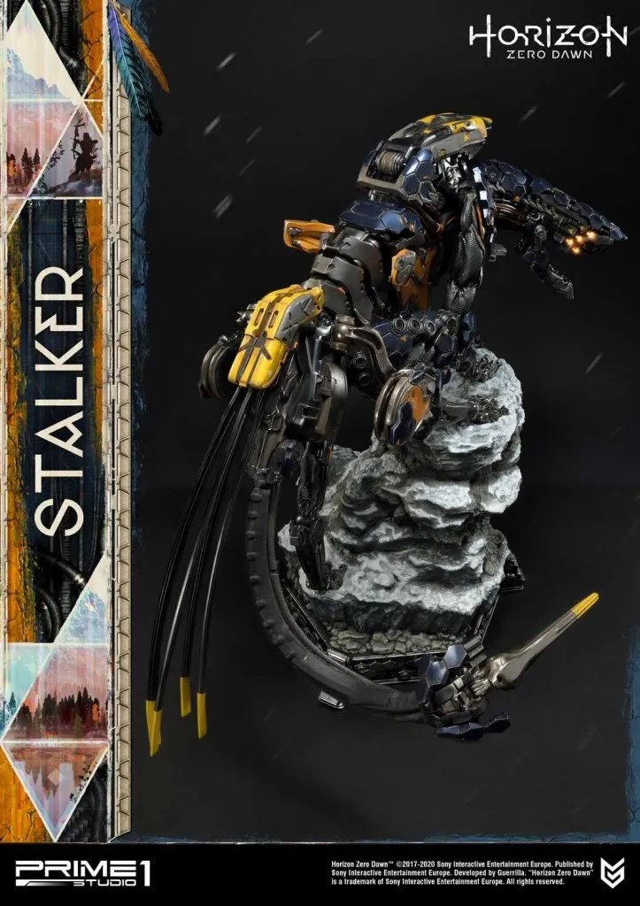 Prime-1-Stalker-Statue-020.jpg