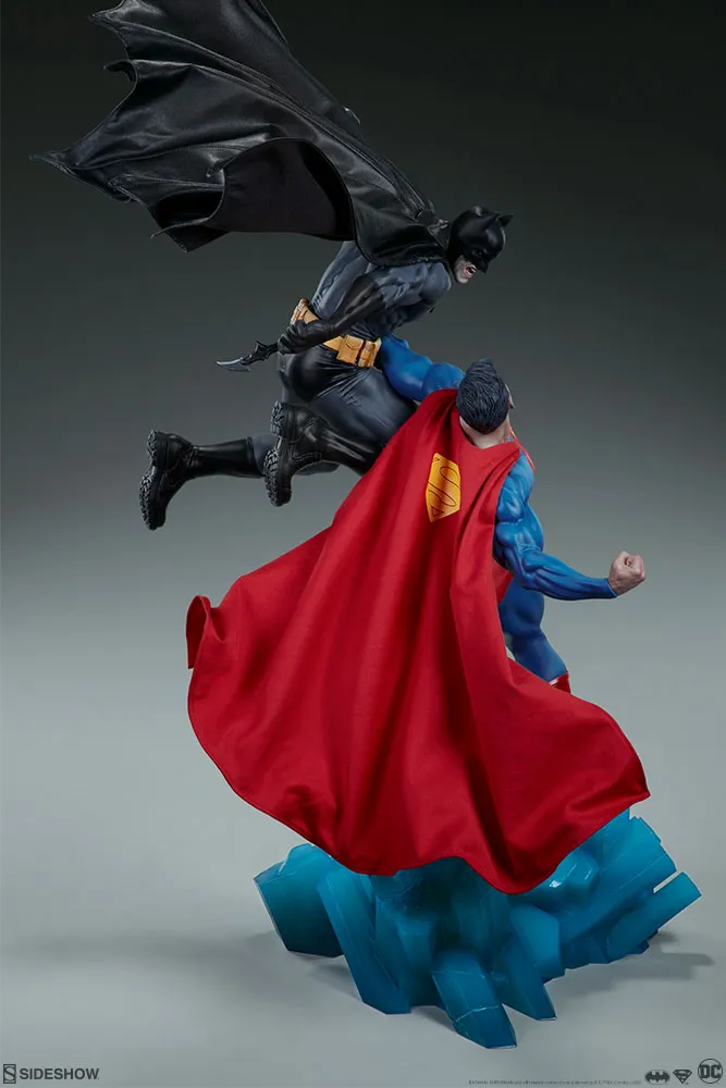 Sideshow-Batman-vs-Superman-Statue-024.jpg Sideshow-Batman-vs-Superman-Statue-024.jpg