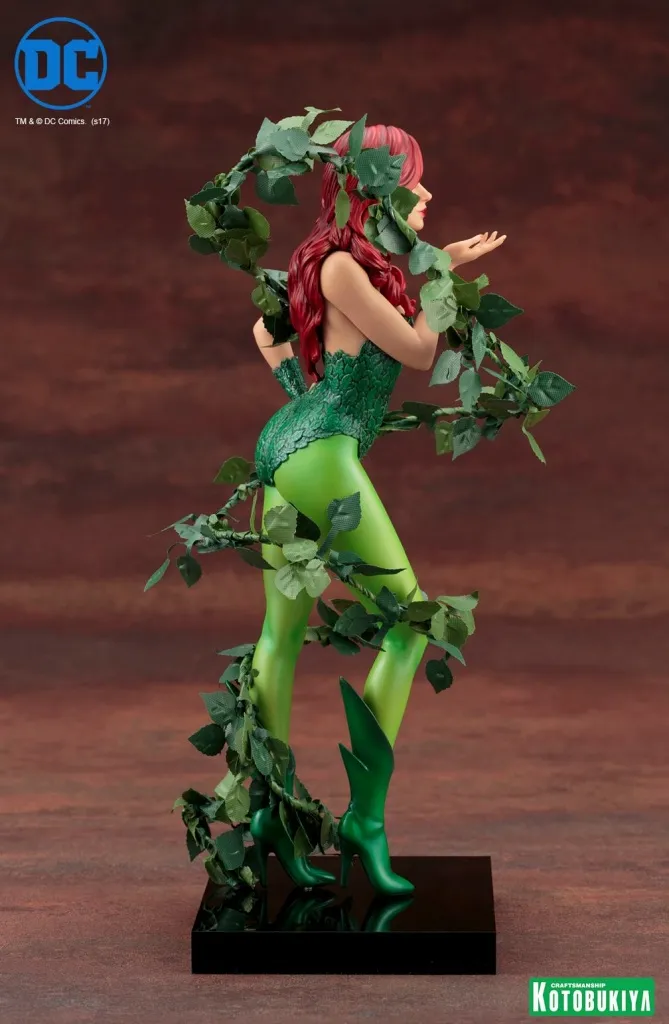 Poison-Ivy-Mad-Lovers-Statue-007.jpg