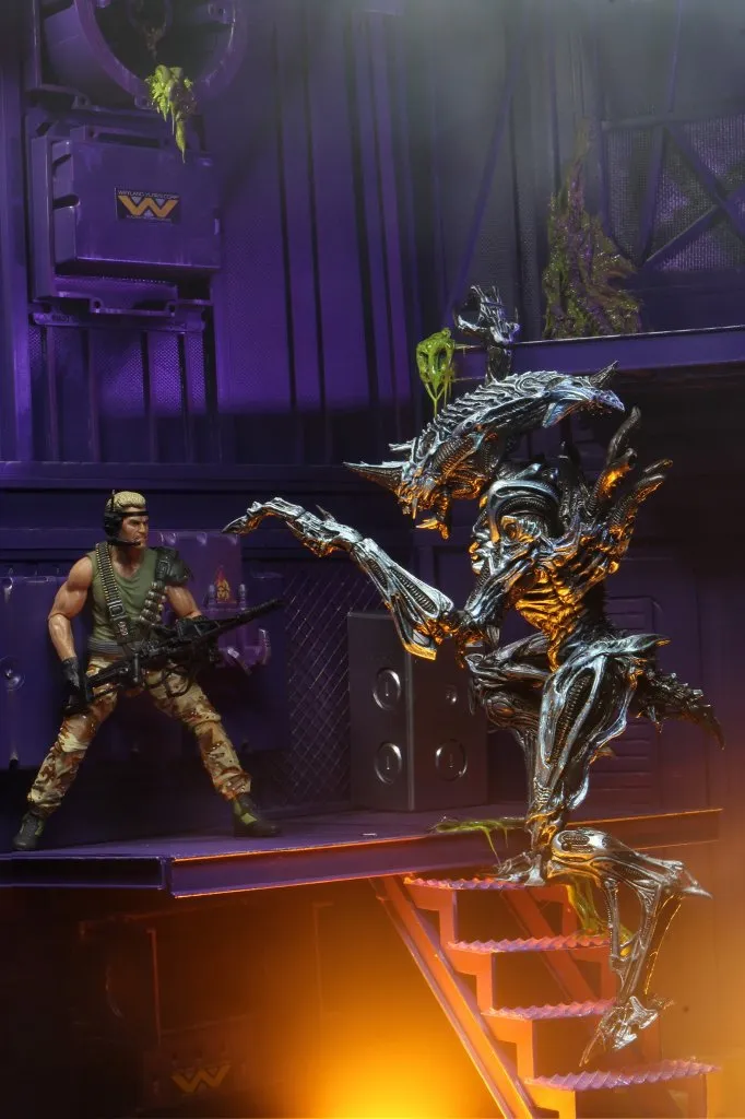 Фигурка Чужого — Neca Aliens Rhino Alien Kenner Tribute Version 2 (18).jpg