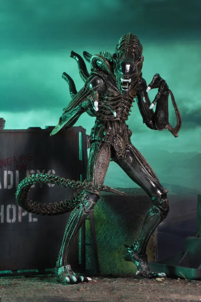 NECA-Aliens-Ultimate-Brown-Warrior-007.jpg