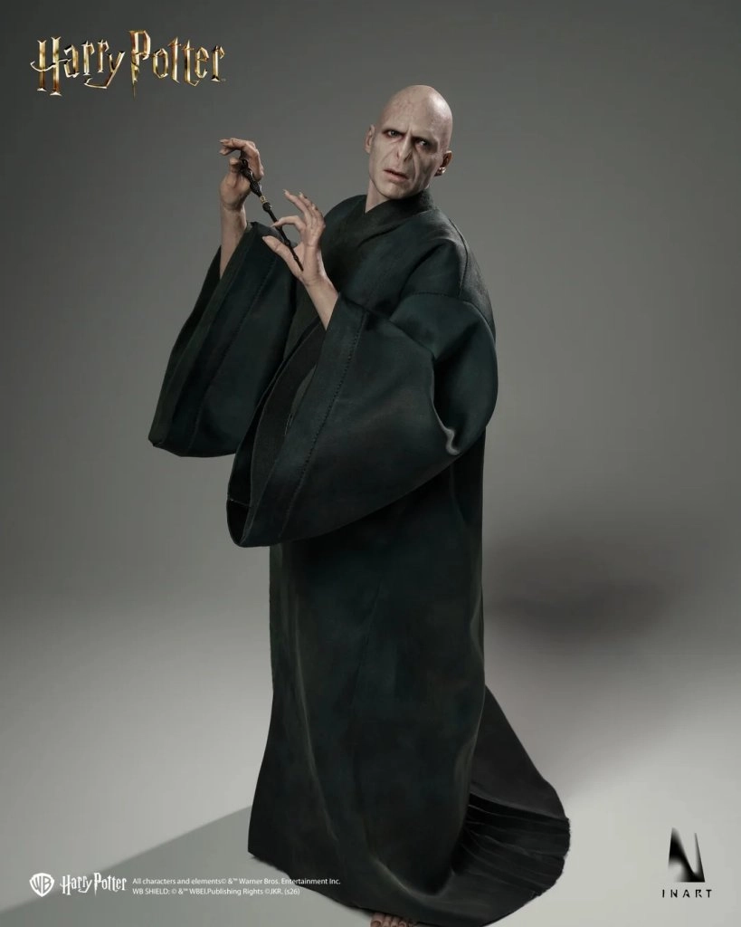 inart-harry-potter-and-the-deathly-hallows-voldemort-1-6-v0-gqsfire3ffsh1.jpg