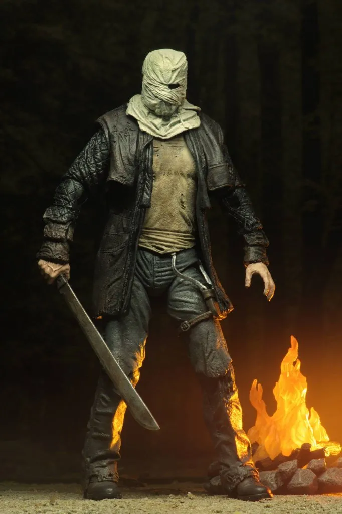 NECA-Ultimate-2009-Jason-Voorhees-003.jpg