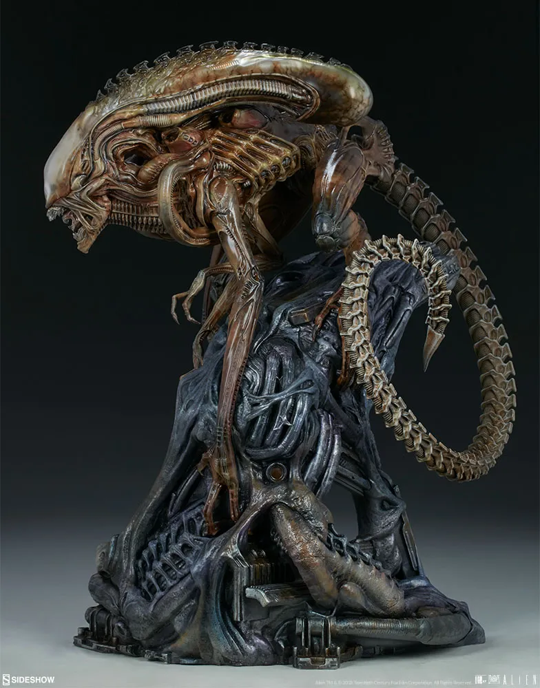 Alien-Warrio-Mythos-Statue-023.jpg
