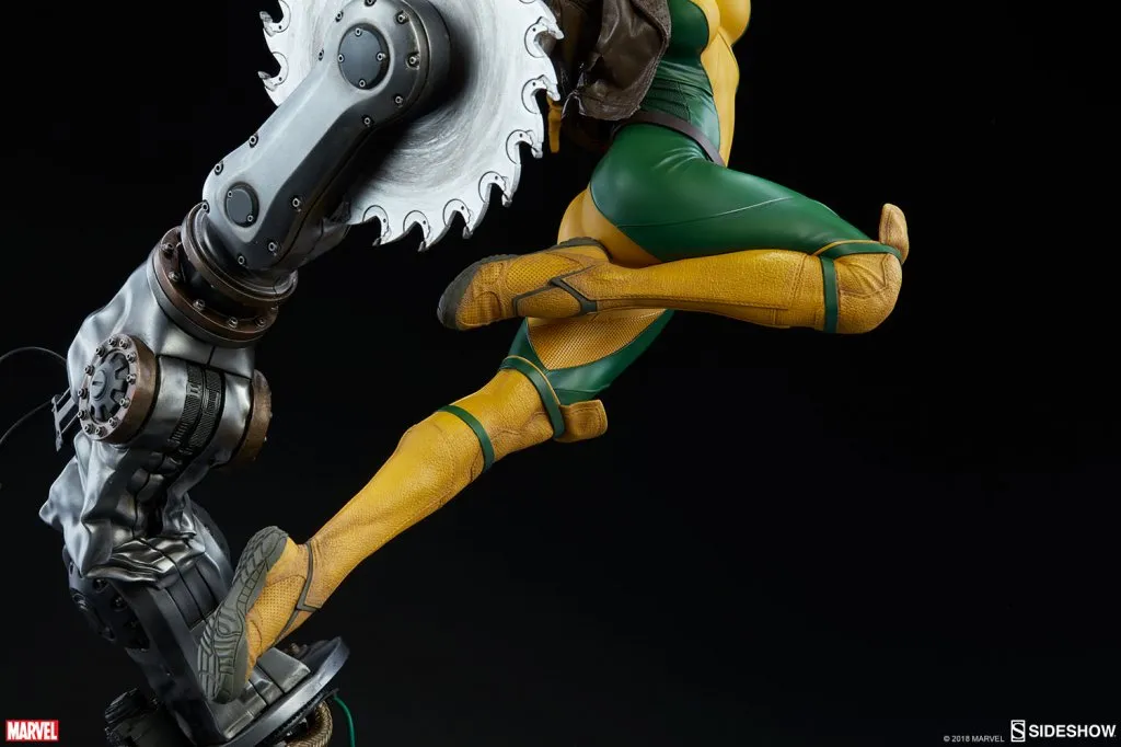 Sideshow-Rogue-Statue-019.jpg Sideshow-Rogue-Statue-019.jpg