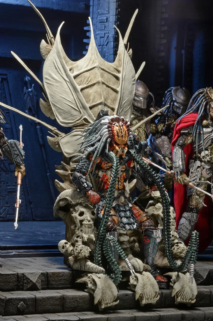 NECA-AvP-Bone-Throne-009.jpg