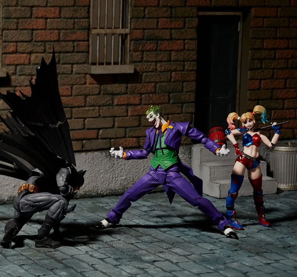Revoltech-Joker-Figure-011.jpg Revoltech-Joker-Figure-011.jpg