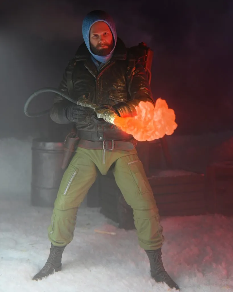 Фигурка Ultimate MacReady — Neca John Carpenter The Thing Figure Station Survival 2.jpeg