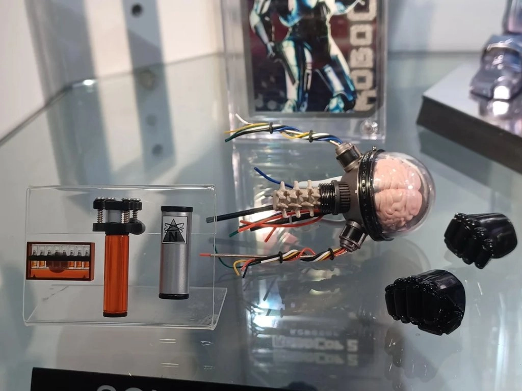 купить Фигурка Робокоп 2 — Hot Toys MMS827D74 Robocop 2 1:6 9.jpg купить Фигурка Робокоп 2 — Hot Toys MMS827D74 Robocop 2 1:6 9.jpg