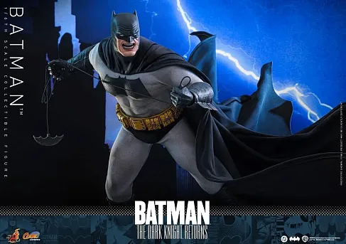 Фигурка Batman — Hot Toys CMS024 Dark Knight Returns 1/6