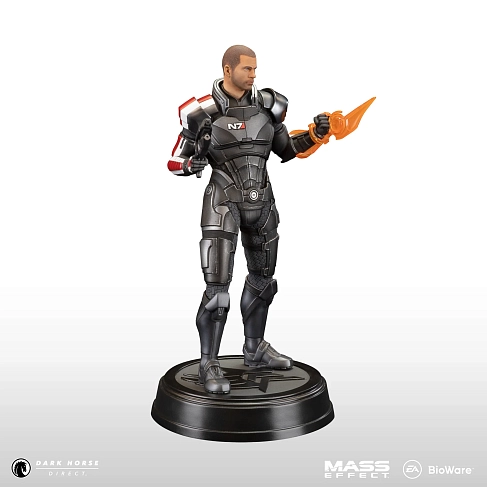 Фигурка Mass Effect Commander John Shepard — Dark Horse Statue